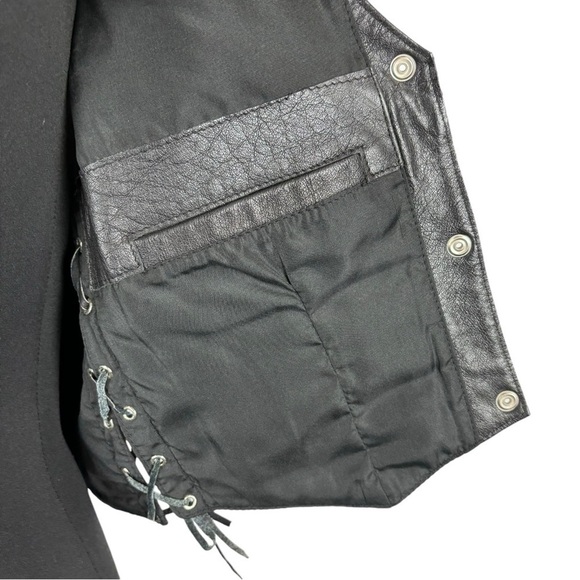 VINTAGE BLACK LEATHER VINTAGE CONCHO LACE UP SIDE BRAID WESTERN SNAP VEST HUDSON - Picture 12 of 14